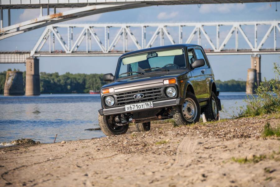  Lada 4x4 Urban (21214-57) 2014 года  (фото 6 из 17)